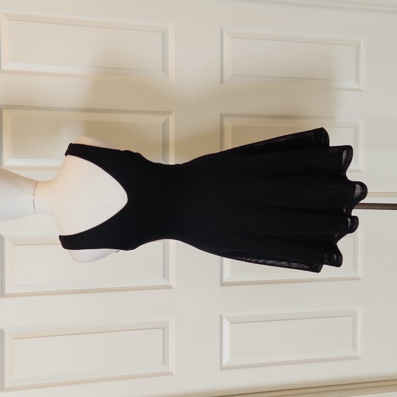 Lot of two solid  black dresses - Picture 5 of 16